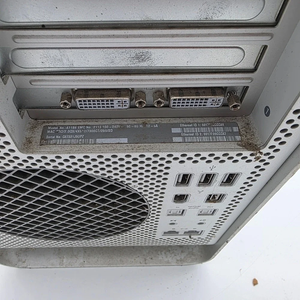 Apple Mac Pro A1186 From 2007 Not Tested **FOR PARTS/NEEDS REPAIR**